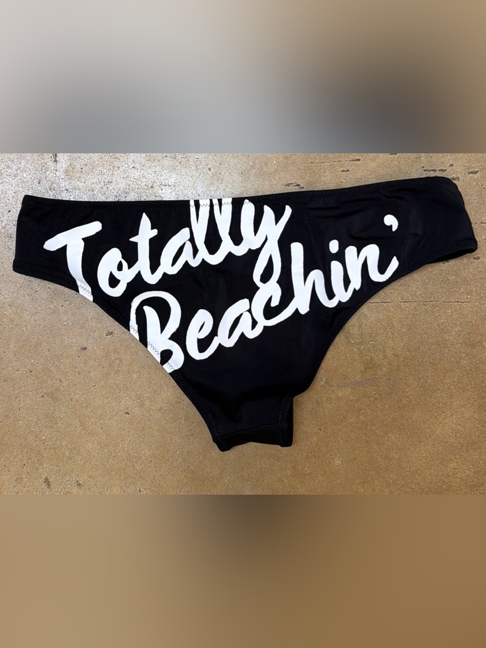 VICTORIA'S SECRET TOTALLY BEACHIN' CHEEKY HIPSTER SWIM BOTTOM SIZE Medium